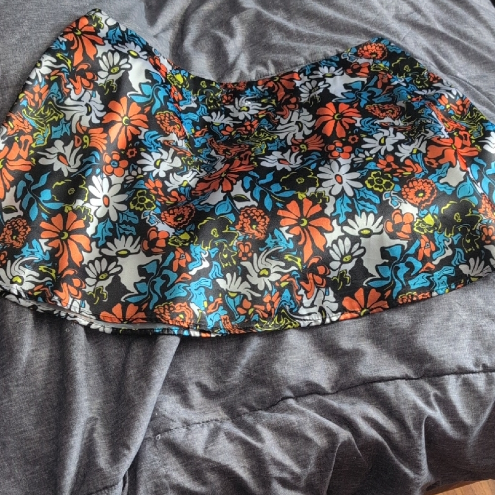 Empyre Colorful Floral Mini Skirt With Zipper